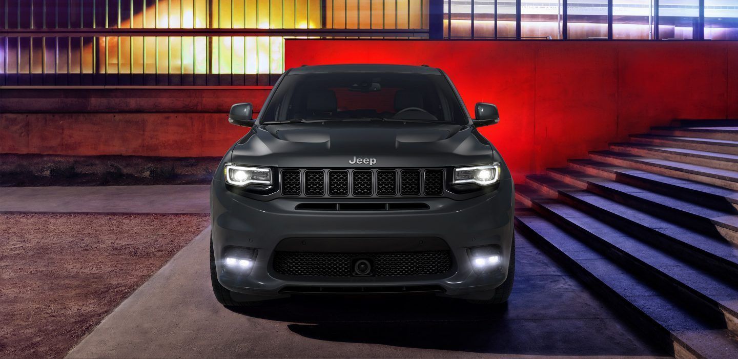 2017 Jeep Grand Cherokee SRT Exterior Front