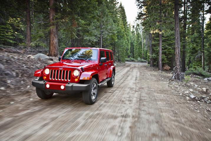 2018 Jeep Wrangler Sahara Red Front Exterior