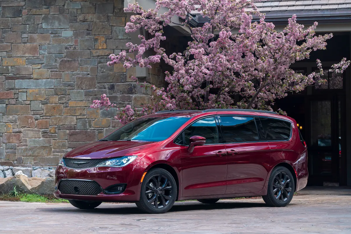 2019 Chrysler Pacifica.